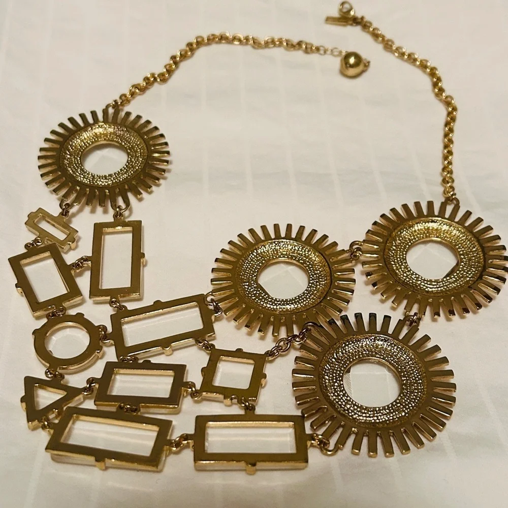 kate spade Lorelei Necklace Gold and Clear Sunburst Facted Stones Statement